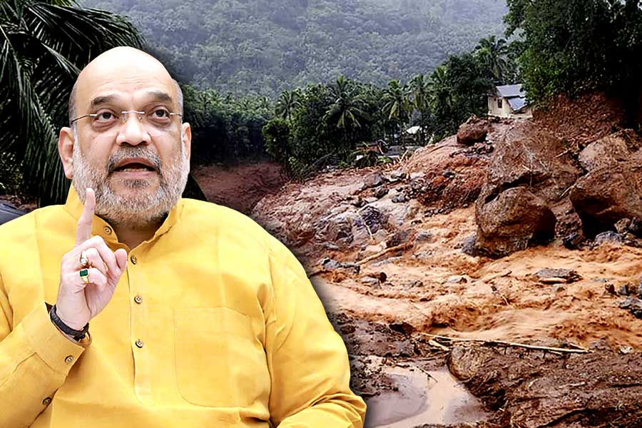 ‘৩ বার সতর্ক করা হয়েছিল’, ওয়ানড় ইস্যুতে কেরল সরকারকে বিঁধলেন অমিত শাহ