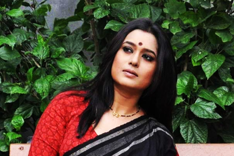 ইন্ডাস্ট্রিতে কম কাজ করার দায় আমারই: অনন্যা চট্টোপাধ্যায়