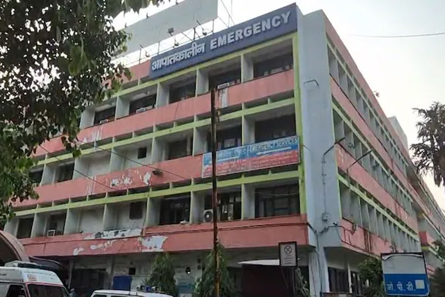 দিল্লির হাসপাতালে এলোপাথাড়ি গুলি বন্দুকবাজের, মৃত রোগী