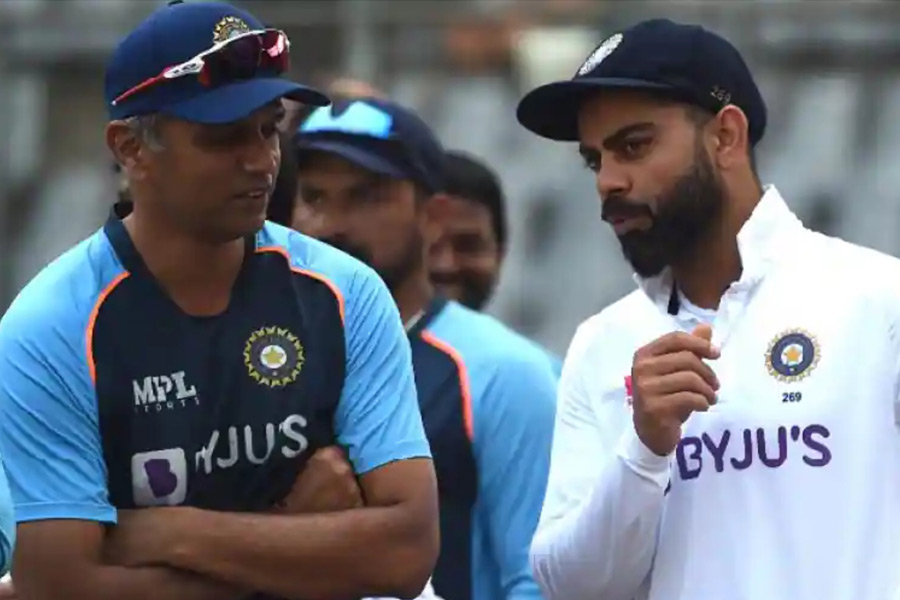 এবার টেস্টে বিশ্বসেরা হও, কোহলিকে বার্তা বিদায়ী দ্রাবিড়ের