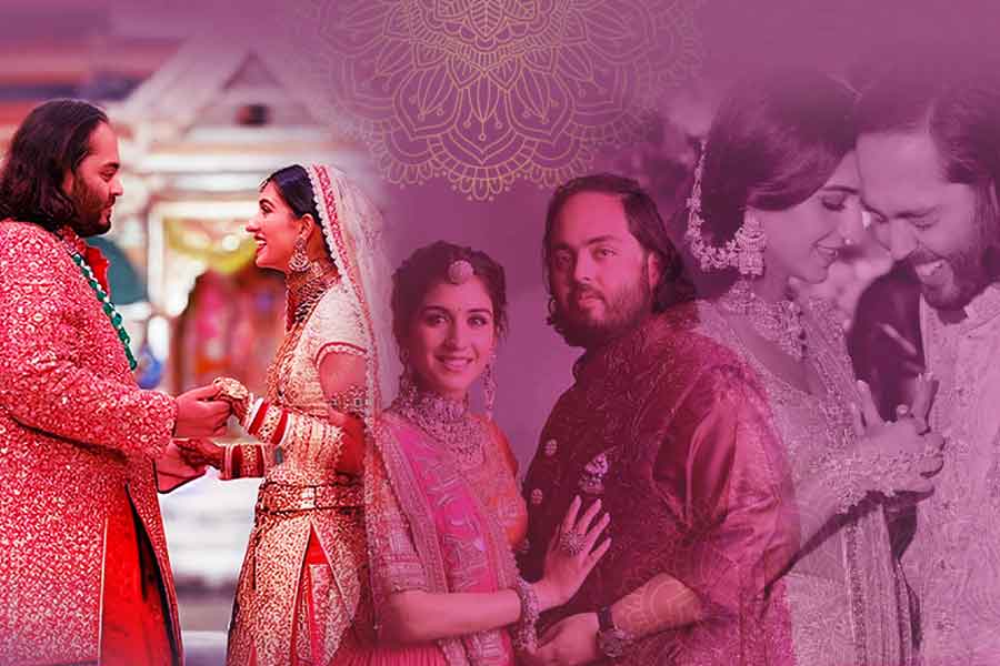 পোষ্যকে নিয়েই ছাদনাতলায় অনন্ত আম্বানি, আদুরের গায়েও ম্যাচিং শেরওয়ানি!