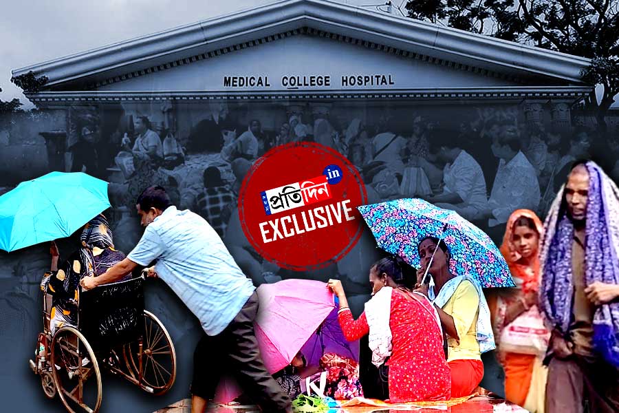 ফ্রি বলেই ফেলনা! বিনামূল্যের চিকিৎসায় সরকারি হাসপাতালে বাড়ছে অবহেলা?