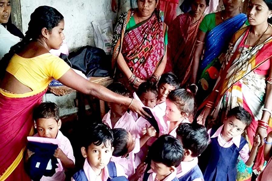 রাজ্যে অঙ্গনওয়াড়ি কর্মী ও সহায়িকা পদে ৩২ হাজার নিয়োগ