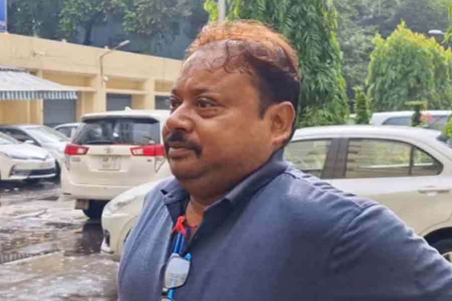 আর দৌড় নয়, হাতে ফাইল নিয়ে ফের সিজিওতে আর জি কর কাণ্ডে ধৃত সঞ্জয় ‘ঘনিষ্ঠ’ ASI