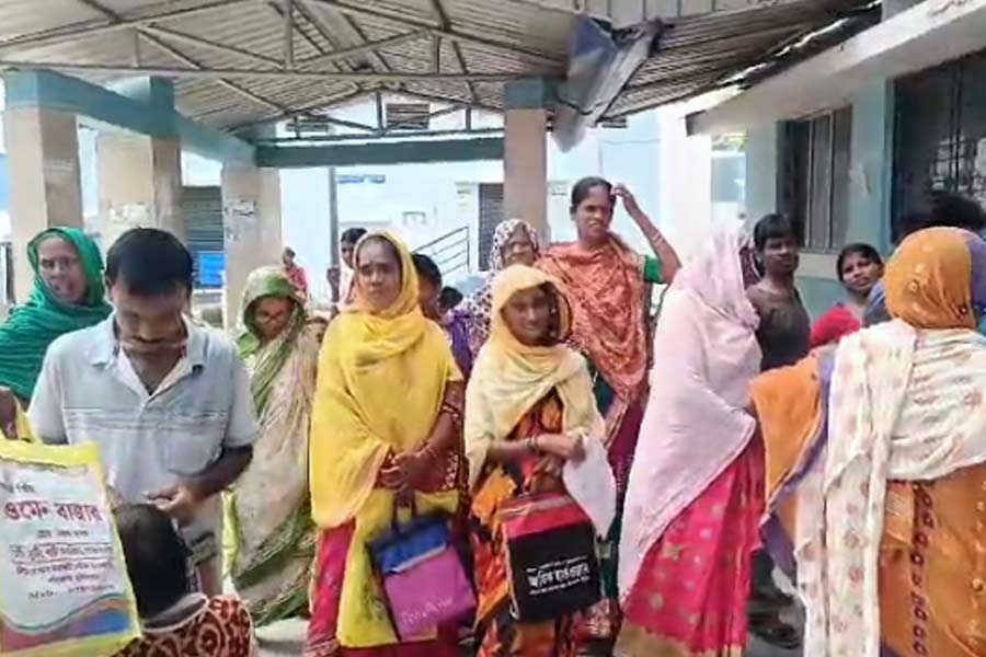 আর জি কাণ্ডের প্রতিবাদে রাজ্যের বহু হাসপাতালে চিকিৎসকদের কর্মবিরতি, বিপাকে রোগীরা