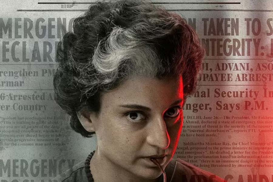 ‘জীবনে কোনও লড়াই নেই, ইন্দিরা গান্ধীও নেপো সিস্টেমের অংশ!’, ফের বিস্ফোরক কঙ্গনা