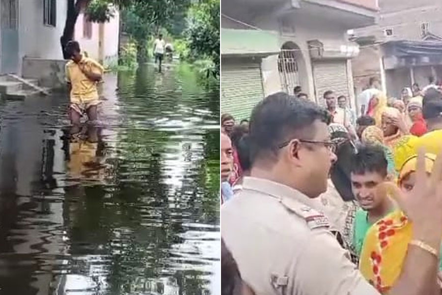 জলমগ্ন এলাকা, বিদ্যুৎ নেই টানা ৬দিন! মহেশতলায় কাউন্সিলরের বাড়ি ঘেরাও স্থানীয়দের