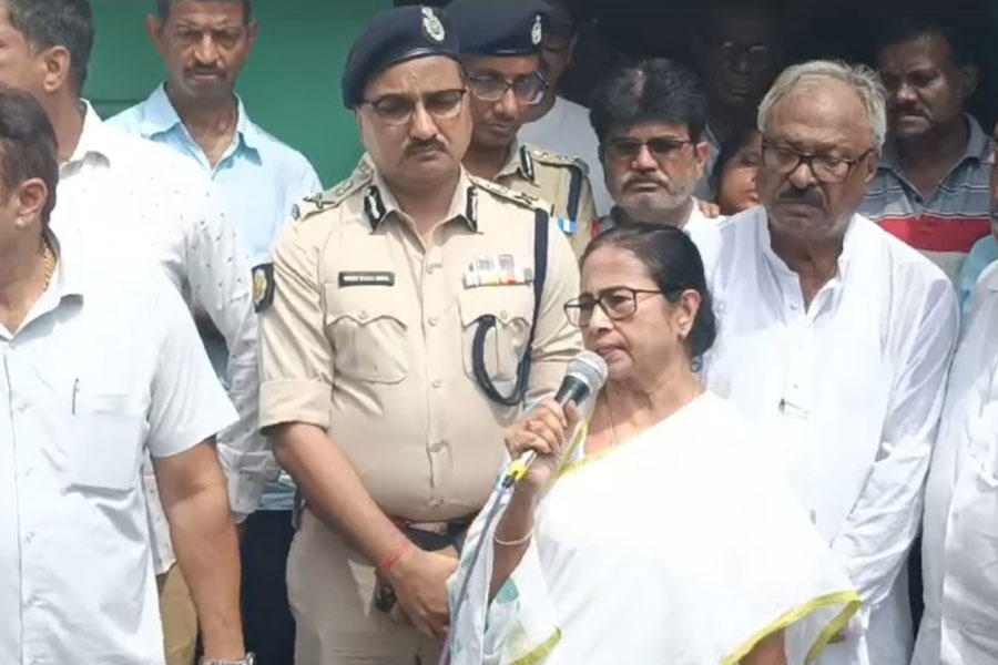 RG Kar কাণ্ডে পুলিশকে ডেডলাইন বেঁধে দিলেন মুখ্যমন্ত্রী, সমালোচনা করেও CBI-তে সায়