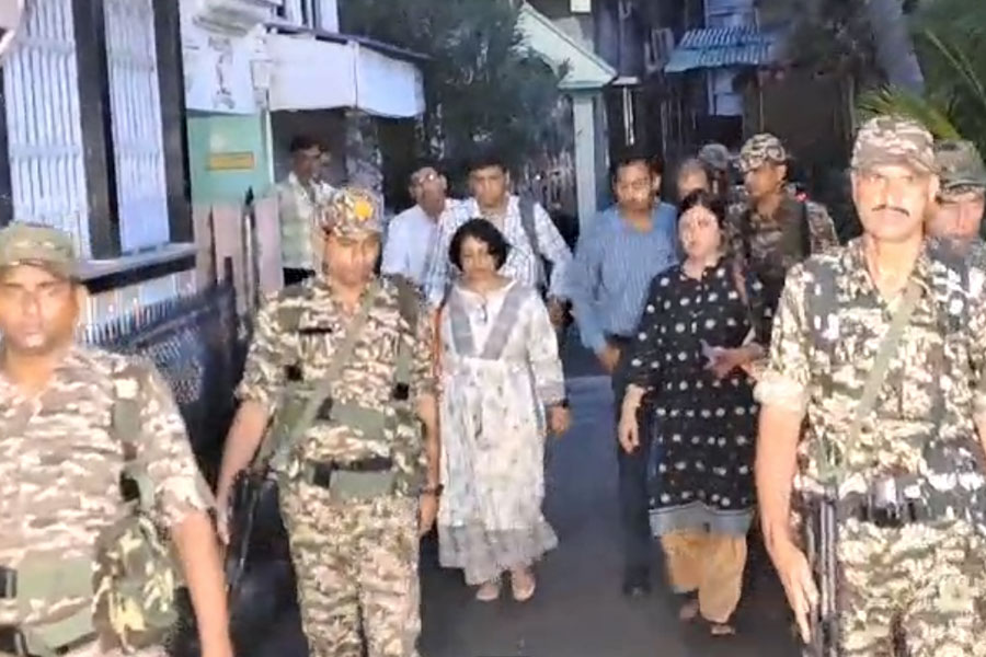 আর জি কর কাণ্ড: ৬ ঘণ্টা ধরে পরিবারকে জিজ্ঞাসাবাদ, কী তথ্য এল CBI-এর হাতে?