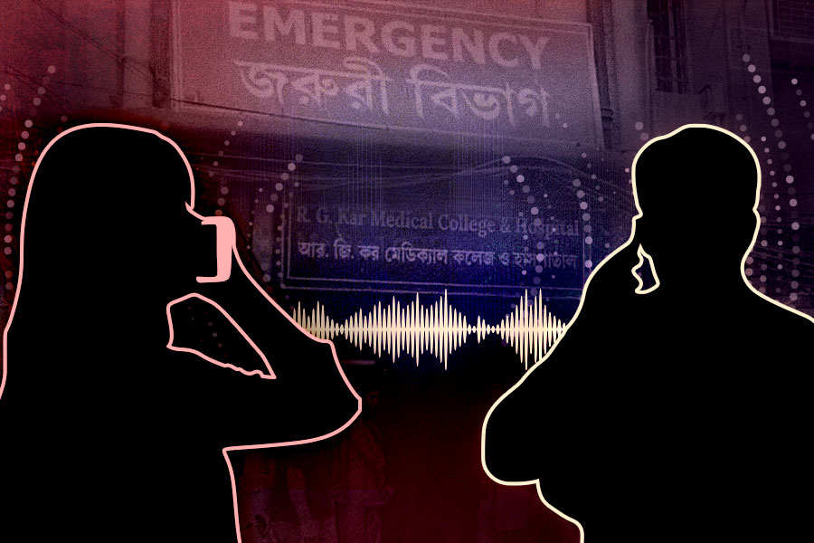 ‘আপনার মেয়ে হয়তো সুইসাইড করেছে’, রহস্য আরও জটিল করে ভাইরাল ‘হাসপাতালের প্রথম ফোন’