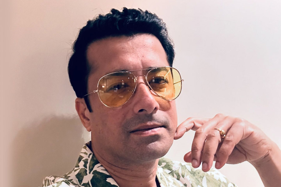 মেয়েদের সিঁদুর নিয়ে প্রশ্ন ঋষি কৌশিকের, এবার কী বক্তব্য অভিনেতার?