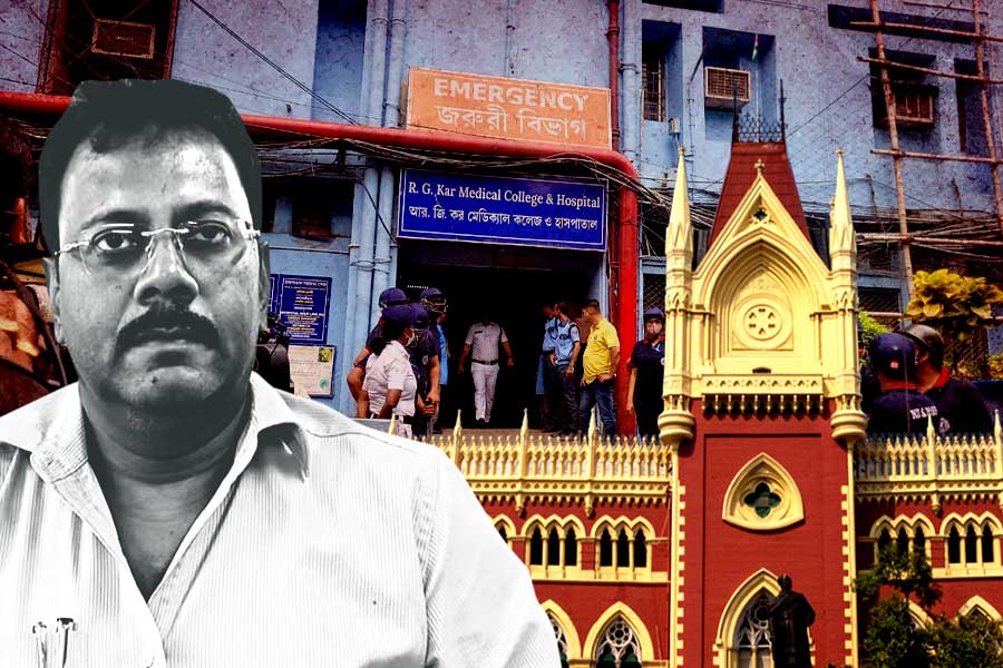 পুলিশি নিরাপত্তা চেয়ে হাই কোর্টে RG Kar হাসপাতালের পদত্যাগী অধ্যক্ষ, কী জানাল আদালত?