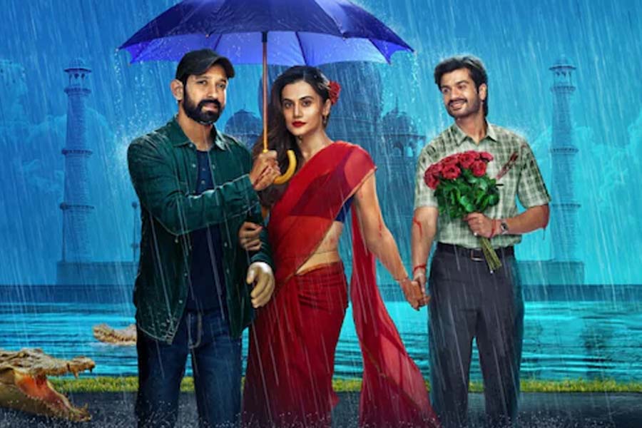 সেক্স, খুন, প্রেমের খেলায় ফের মাতলেন ‘হাসিন’ তাপসী পান্নু, কতটা জমল ‘ফির আয়ি হাসিন দিলরুবা’?