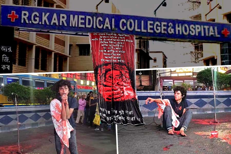 ২১ দিন পরেও মেলেনি বিচার! পথনাটিকায় প্রতিবাদে আর জি করের পড়ুয়ারা