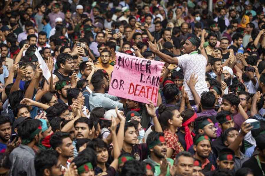 ছাত্র আন্দোলনে ‘গণহত্যা’! সমস্ত হত্যাকাণ্ডের বিচার এবার আন্তর্জাতিক অপরাধ ট্রাইব্যুনালে