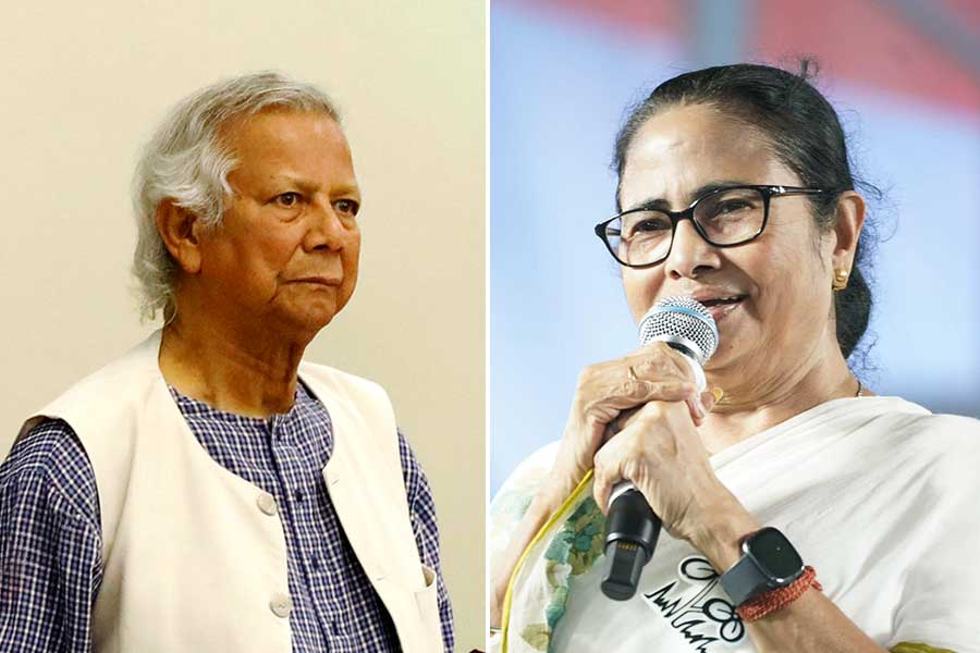 ‘প্রতিবেশী রাষ্ট্র ভালো থাকলে আমরাও ভালো থাকব’, ইউনুসকে শুভেচ্ছা জানিয়ে বার্তা মমতার