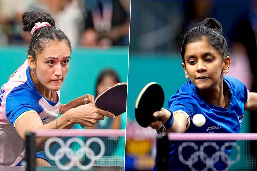 একটুর জন্য…! অলিম্পিক টেবিল টেনিসে ইতিহাস গড়েও পদক হাতছাড়া মণিকা, শ্রীজাদের