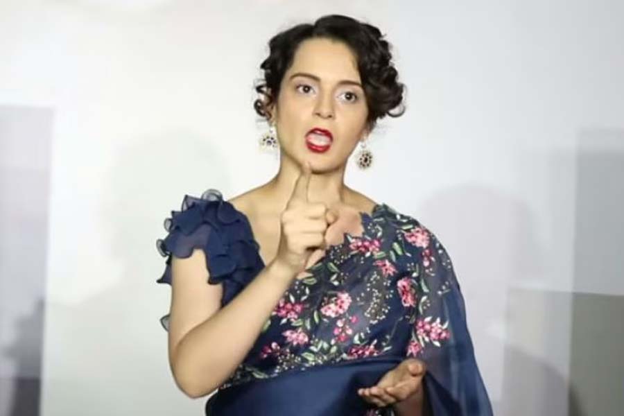 ‘ঘুমন্ত দেশকে জাগাতে গিয়ে…!’ ফের গর্জে উঠলেন কঙ্গনা