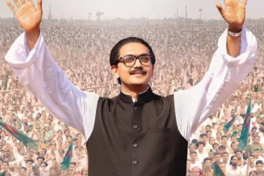 ‘মুজিব’-এর চরিত্রে অভিনয় করায় জমি হারালেন আরিফিন শুভ!