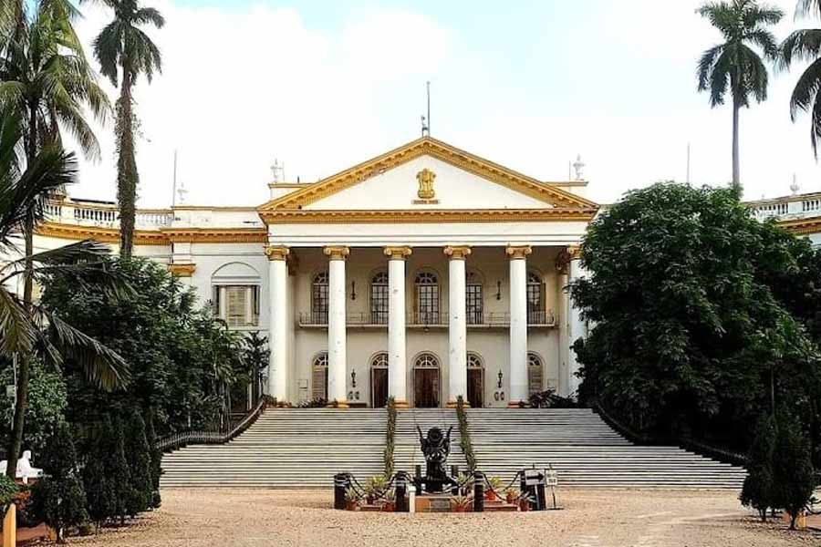 সুপ্রিম নির্দেশের পরও উপাচার্য নিয়ে গড়িমসি বোসের, ফের ফাইল ফেরাল রাজভবন