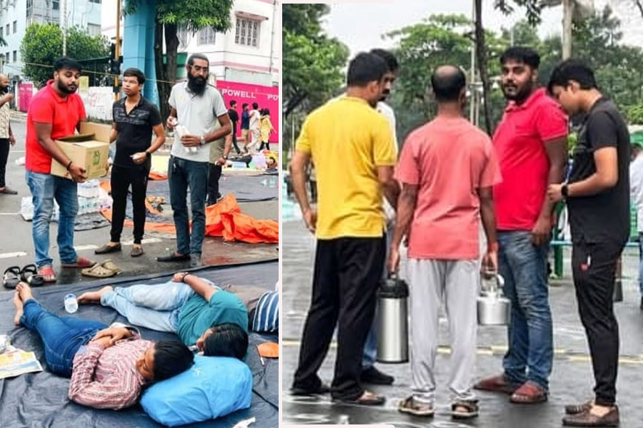 রসদ নিয়ে চিকিৎসকদের ধরনায় বিজেপি যুব মোর্চার জেলা সভাপতি, এটা অরাজনৈতিক? প্রশ্ন তৃণমূলের