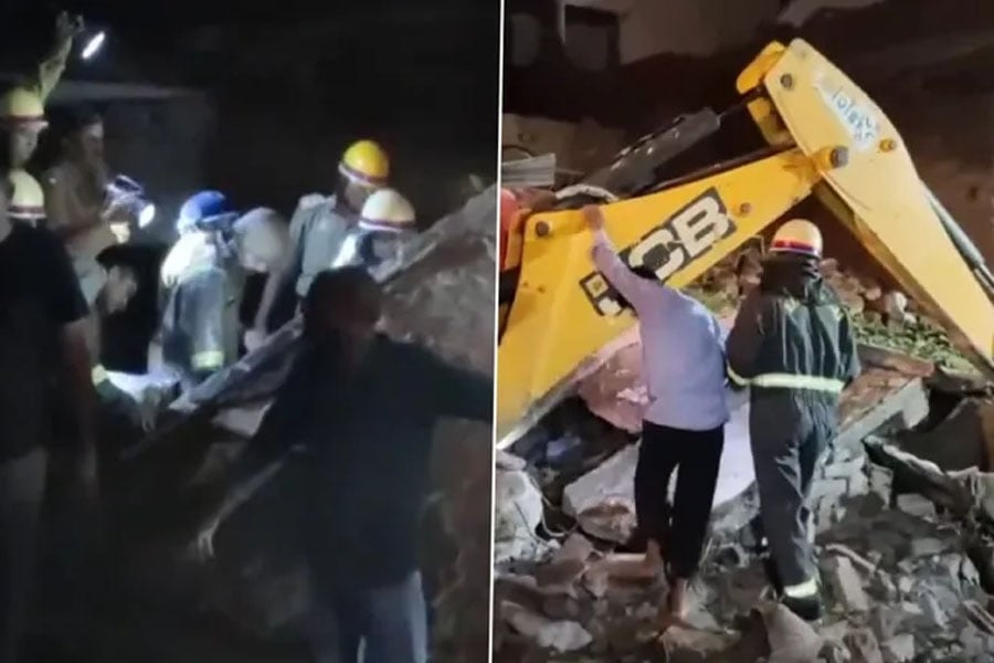 যোগীরাজ্যের বাজির গুদামে ভয়াবহ বিস্ফোরণ, প্রাণ গেল ৫ জনের, আহত বহু