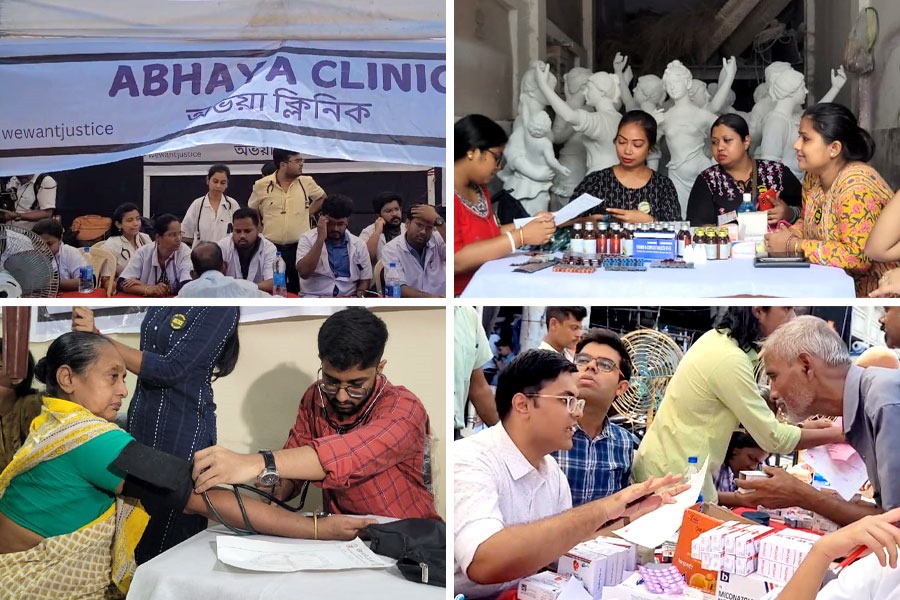 ‘অভয়া ক্লিনিকে’ আন্দোলনরত চিকিৎসকরা, পরিষেবা সচল রাখতে হাসপাতালের বাইরে শিবির