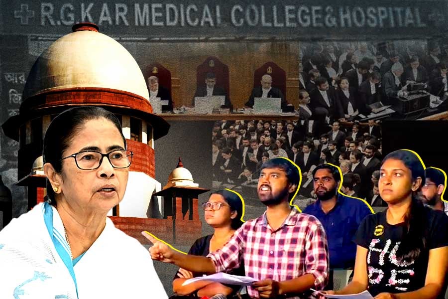 কর্মবিরতি চলবে, ফের স্বাস্থ্যভবন অভিযান, ‘সুপ্রিম’ নির্দেশের পরও অনড় জুনিয়র ডাক্তাররা