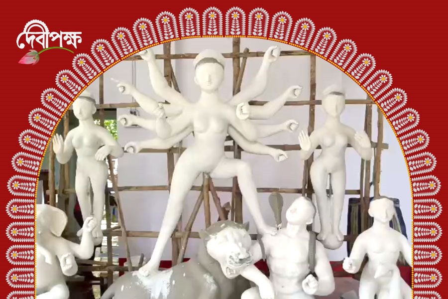 ঐতিহ্যের দুর্গাপুজো, টাকির মাতৃ আরাধনায় রয়েছে ইতিহাসের ছোঁয়া