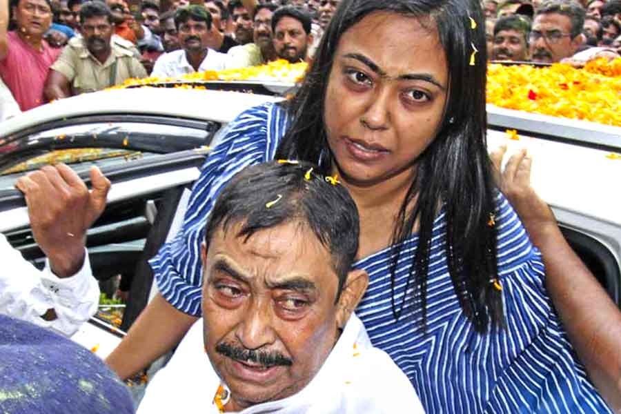 ‘হয়ত কোনও পাপ করেছি,’ তিহাড় থেকে ফিরে ‘অনুতপ্ত’ তৃণমূলের অনুব্রত