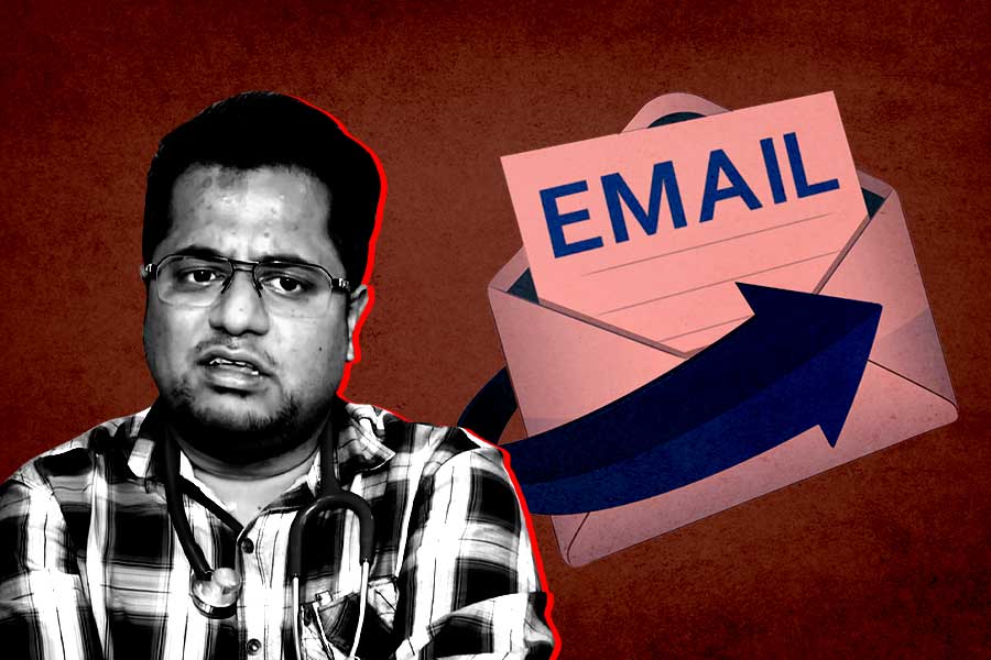 বিরূপাক্ষর বিরুদ্ধে অভিযোগ? সরাসরি জানাতে পারবেন এই মেল আইডিতে