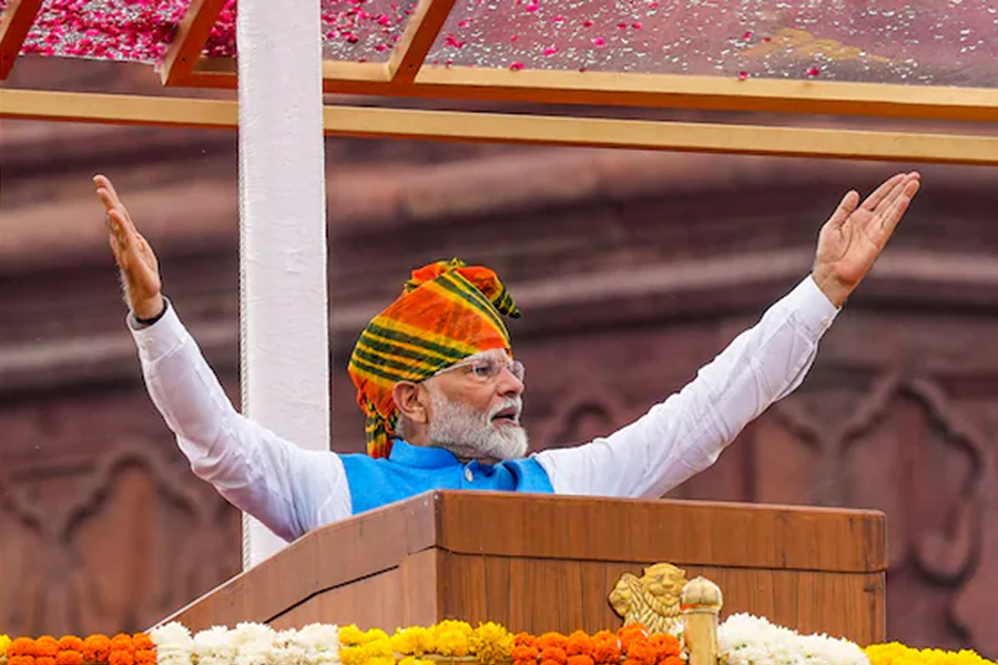 ‘এক দেশ, এক নির্বাচন’ বিল আনতে তৎপর কেন্দ্র, মোদির চলতি মেয়াদেই ঐতিহাসিক সিদ্ধান্ত!
