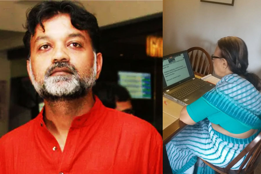 ‘দুস্থ রোগীদের কী দোষ? কাজে ফিরুন’, জুনিয়র চিকিৎসকদের কাছে আর্জি সৃজিতের মায়ের