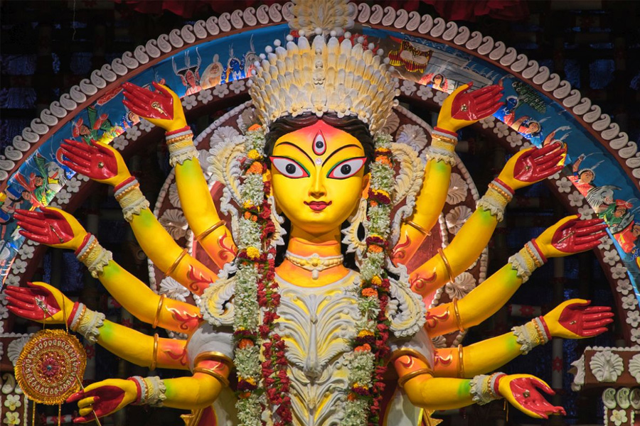 থিম বনাম সাবেক দ্বন্দ্ব, সত্যিই কি তাই?