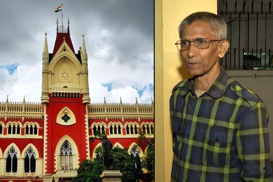 সোনাগাছি নিয়ে বিতর্কিত মন্তব্য, চাপে রাজ্যের প্রাক্তন আইজি পঙ্কজ দত্ত