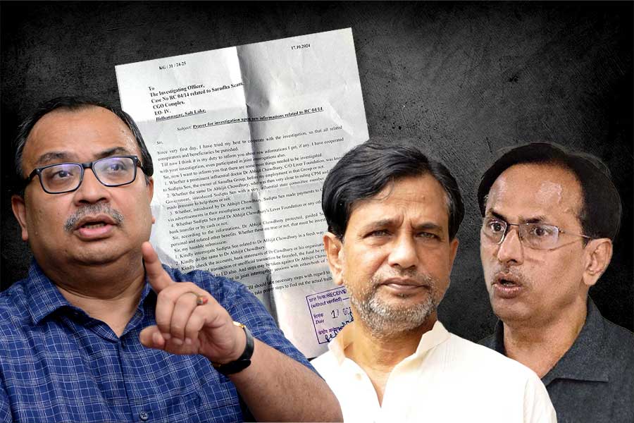 ডা. অভিজিৎ চৌধুরীর সঙ্গে কী যোগ সারদার? সিবিআইকে চিঠি দিয়ে তদন্তের দাবি কুণালের
