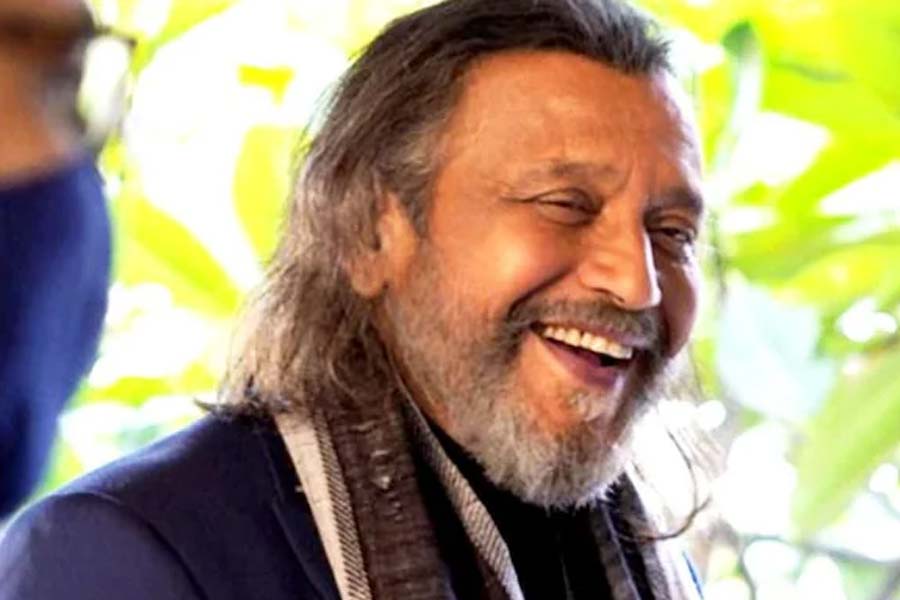 বছর শেষে ফের বড়পর্দায় মিঠুন ম্যাজিক, প্রকাশ্যে রাজের ‘সন্তান’?
