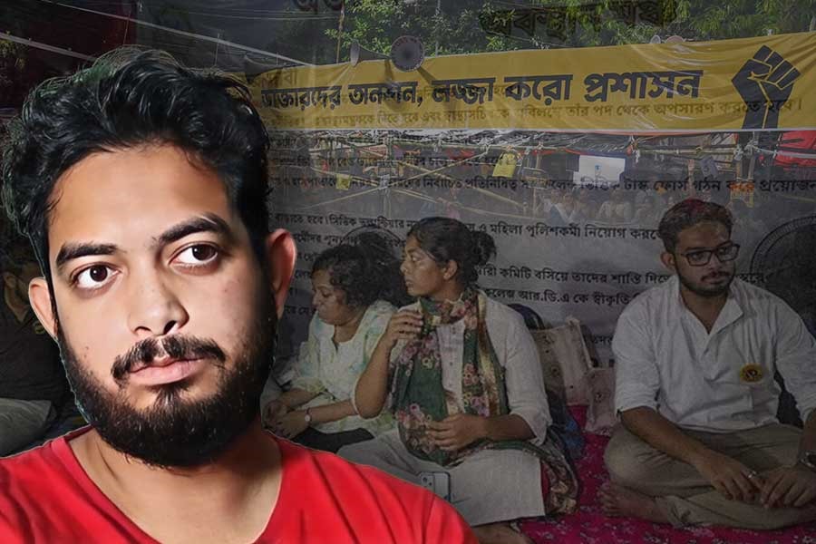 সুুস্থ হয়েই আন্দোলনে শামিল হওয়ার বার্তা, ফের অনশনেও যোগ দিতে প্রস্তুত পুলস্ত্য