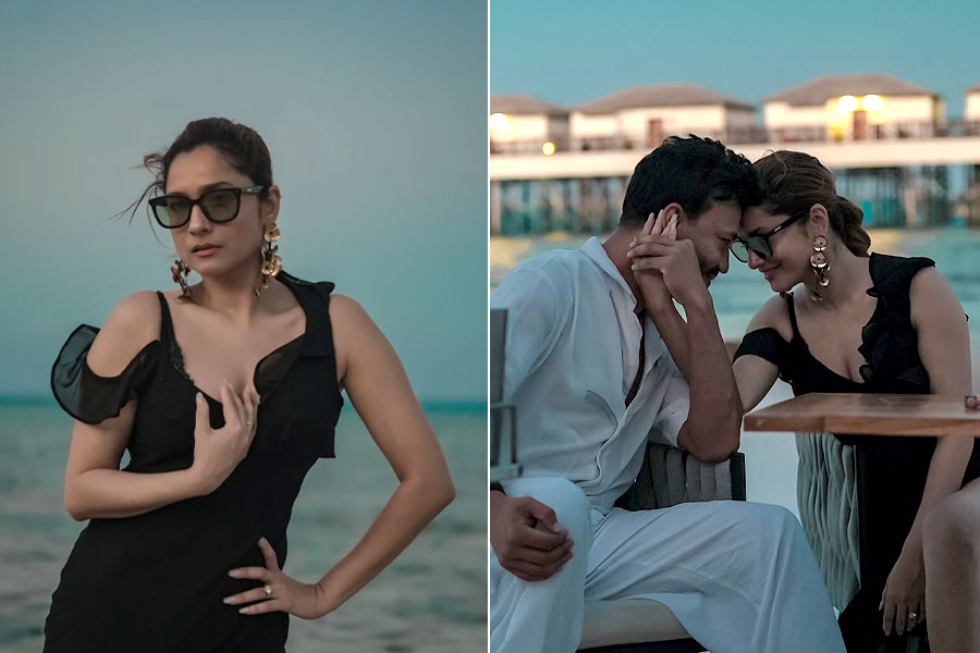 ফের মধুচন্দ্রিমা! সৈকতে ভিকি-অঙ্কিতার উষ্ণ রসায়ন