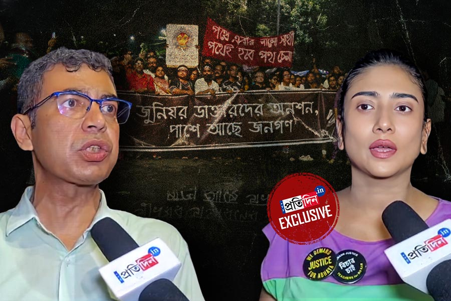 অরাজকতা আসবেই! সিনিয়র ডাক্তারদের গণইস্তফায় বিস্ফোরক চিকিৎসক সুবর্ণ গোস্বামী ও দেবলীনা দত্ত