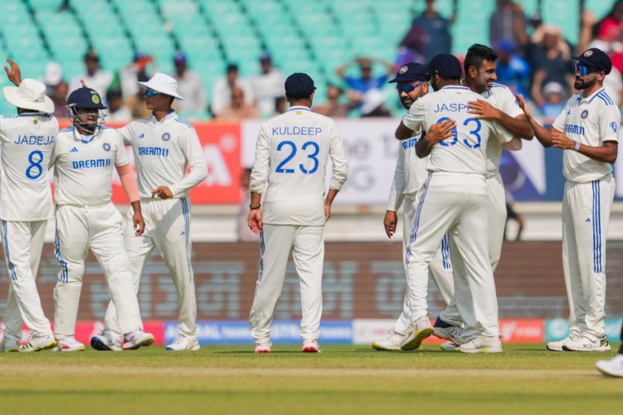 সেরা কে? শীর্ষস্থান নিয়ে কাড়াকাড়ি দুই ভারতীয় বোলারের, উন্নতি যশস্বী-বিরাটের