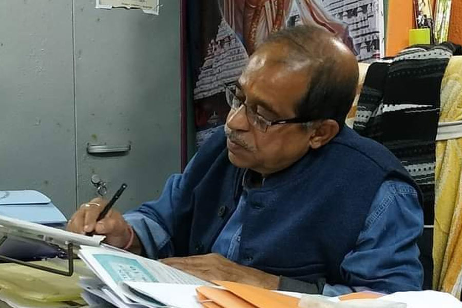 উত্তর বারাকপুর পুরসভার ভাইস চেয়ারম্যানের রহস্যমৃত্যু, আত্মহত্যা নাকি খুন?