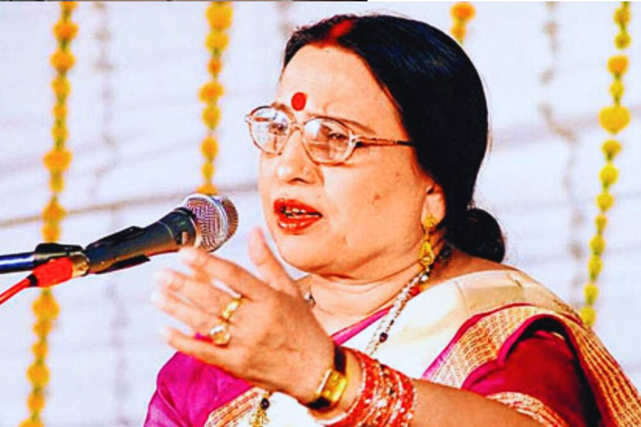 মৃত্যুশয্যাতেও গুনগুন করে গান, ভাইরাল শিল্পী সারদা সিনহার শেষ মুহূর্তের ভিডিও