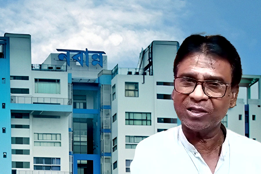 নবান্নে আদিবাসী উপদেষ্টা কমিটির বৈঠক, আমন্ত্রণ পেয়েও যাচ্ছেন না বিজেপির খগেন মুর্মু