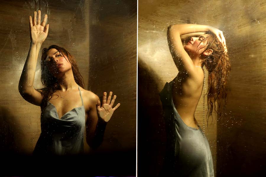 মাহিরার মোহ! এই রূপেই মুগ্ধ ক্রিকেটার সিরাজ?