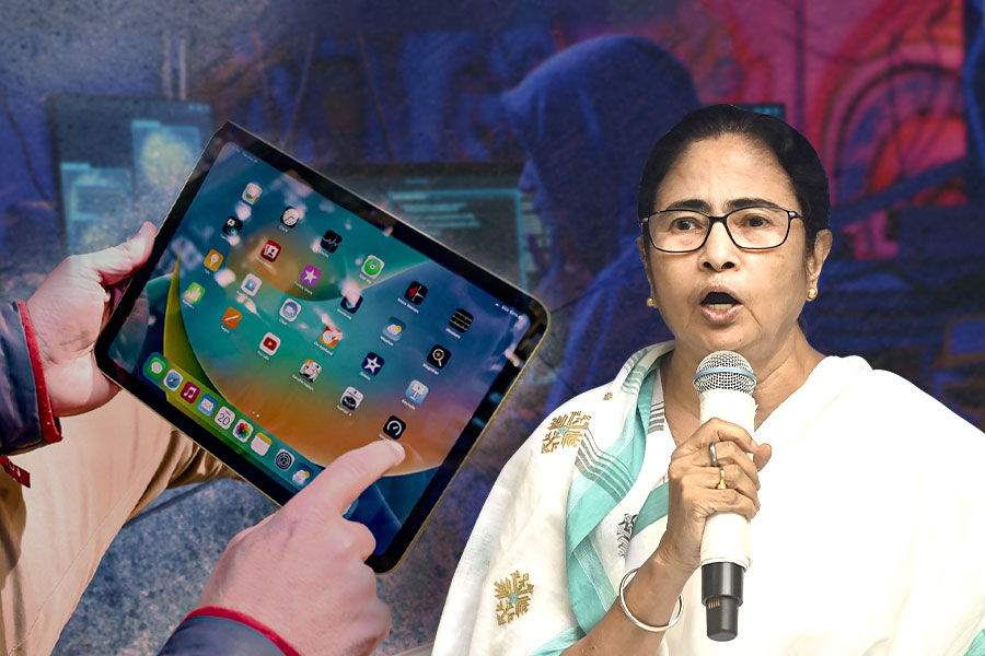 কীভাবে ট্যাবের টাকা চুরি? শিকড় কোথায়? মুখ খুললেন মমতা