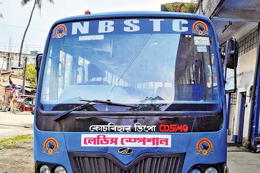 উত্তরবঙ্গের পথে এবার ‘লেডিস স্পেশাল বাস’, নারী সুরক্ষায় বিশেষ পদক্ষেপ