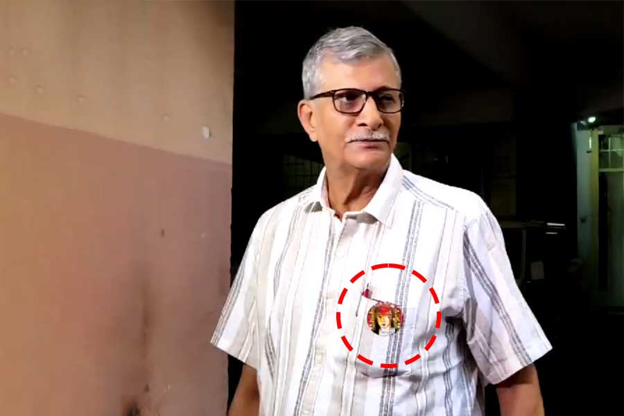 ‘পরিকল্পিত কুৎসা’, দলের তদন্ত কমিটির জিজ্ঞাসাবাদের পর প্রতিক্রিয়া তন্ময় ভট্টাচার্যের