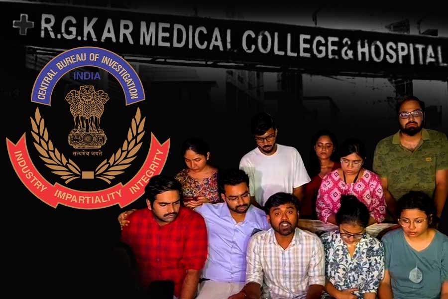 CBI-এর চার্জশিট দায়সারা! তোপ জুনিয়র ডাক্তারদের