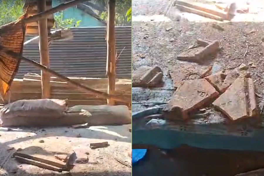 পলতায় বাড়ি দখলের চেষ্টা! রাতে সশস্ত্র দুষ্কৃতীর ‘হামলা’, আতঙ্কে মা-মেয়ে